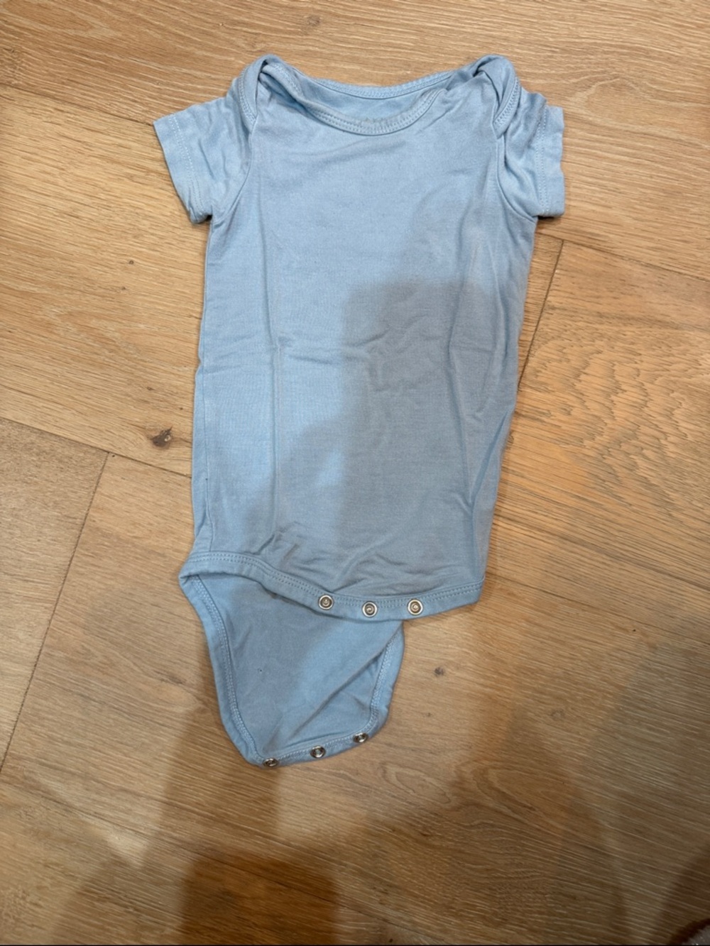Kyte BABY Pale Blue Short Sleeve bamboo Onesie